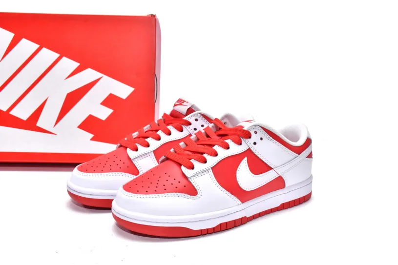 Nike Dunk Lows Red Low Championship Red CW1590-600