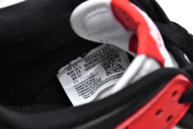 Nike Dunk Low Mica Green Low Black Red DO7412-221