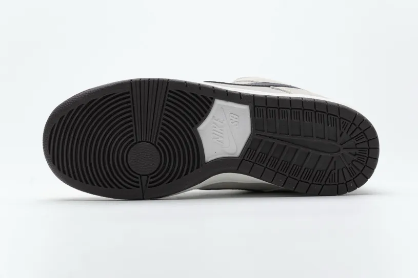 Nike SB Dunk Low Pro Desert Sand Mahogany BQ6817-004