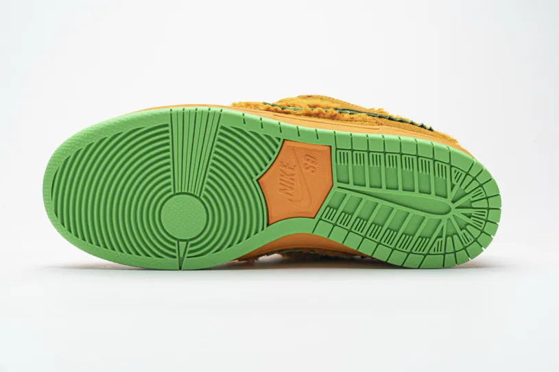 Grateful Dead x Nike SB Dunk Low Pro QS  “ Orange Bear”  CJ5378-800