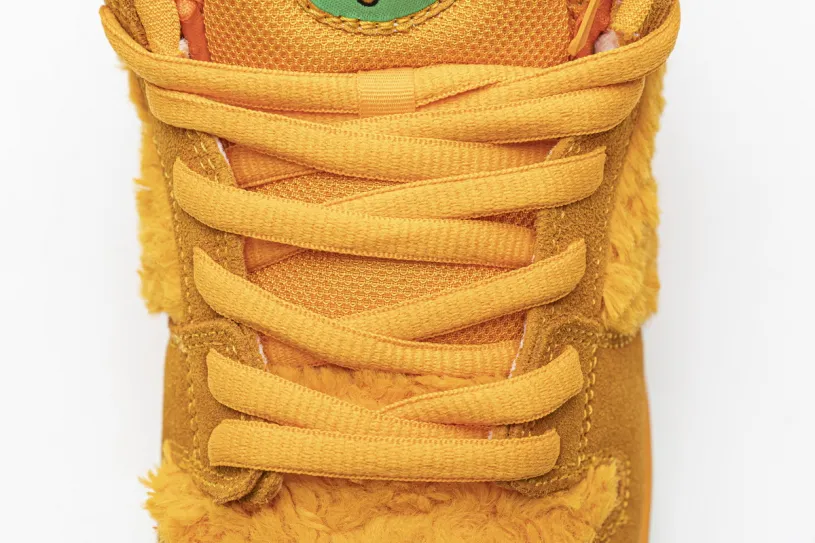 Grateful Dead x Nike SB Dunk Low Pro QS  “ Orange Bear”  CJ5378-800