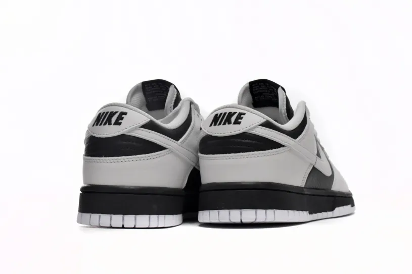 Nike Dunks Valentines Low Reverse Panda FD9064-011