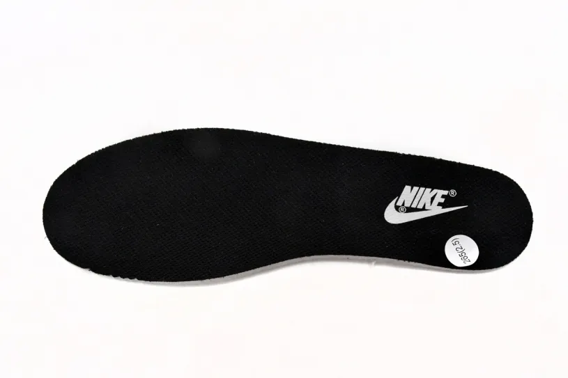 Nike Dunks Valentines Low Reverse Panda FD9064-011