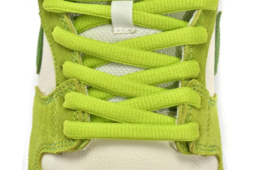 Nike Dunk High Premium Low Sour Apple DM0807-300