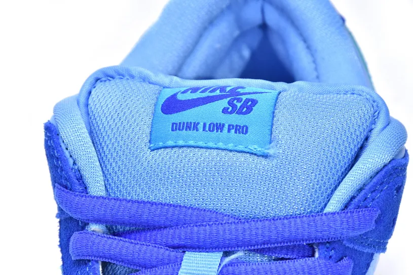 Nike SB Dunk Low Blue Raspberry DM0807-400