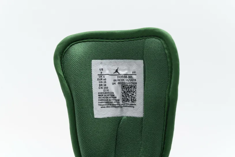 Air Jordan 1 Panda Low Pine Green 553558-301