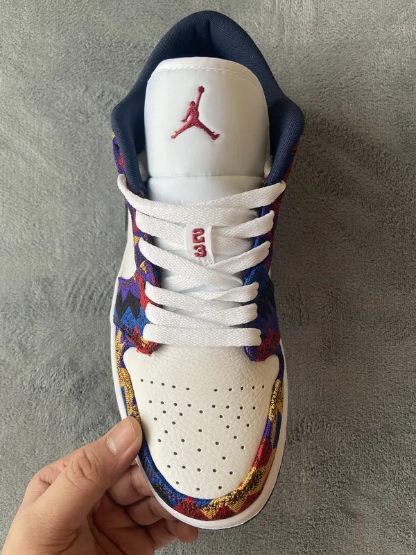 Air Jordan 1 Mauve Low Sweater CZ8659-100