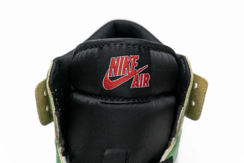 Air Jordan 1 Low Og Atmosphere Grey Retro High OG “Lucky Green”  DB4612-300