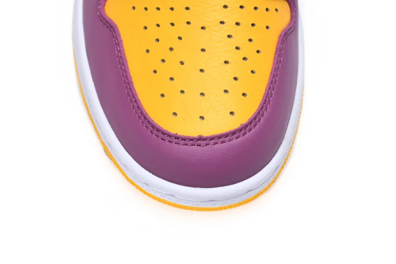 Air Jordan 1 Coconut Milk High OG “Brotherhood”  555088-706