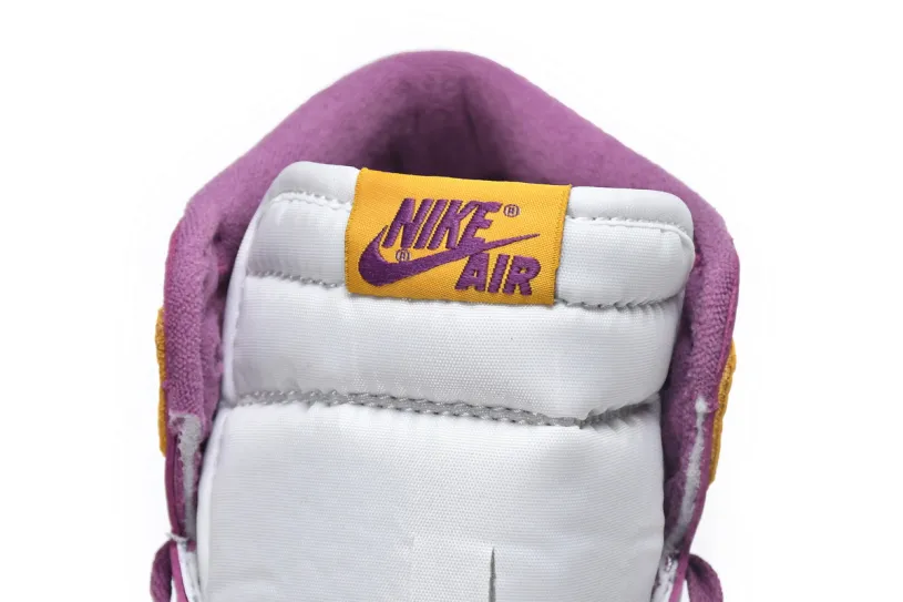 Air Jordan 1 Coconut Milk High OG “Brotherhood”  555088-706