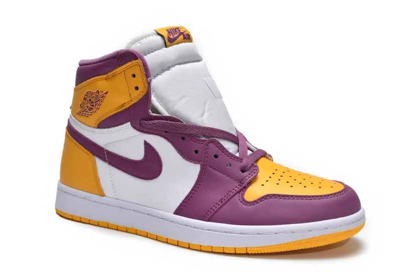 Air Jordan 1 Coconut Milk High OG “Brotherhood”  555088-706