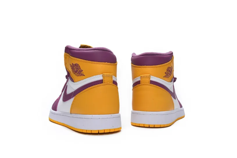 Air Jordan 1 Coconut Milk High OG “Brotherhood”  555088-706