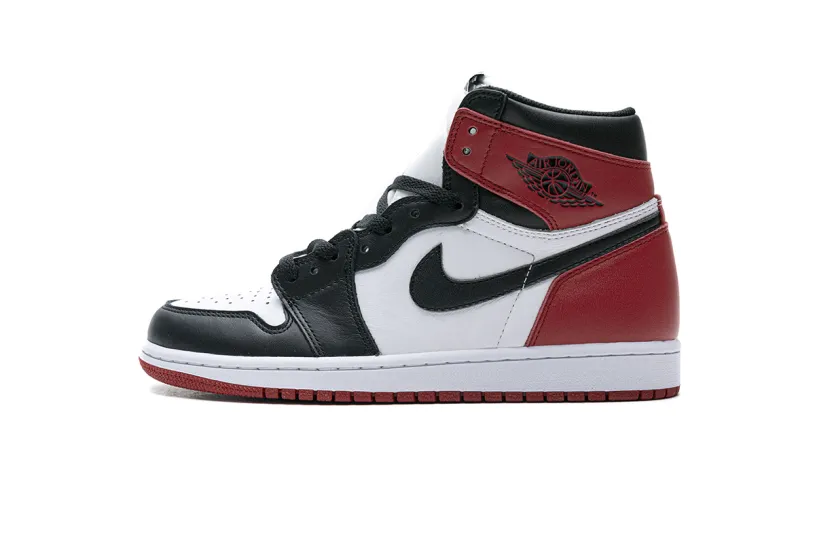 Air Jordan 1 Retro Black Toe (2016) 555088-125