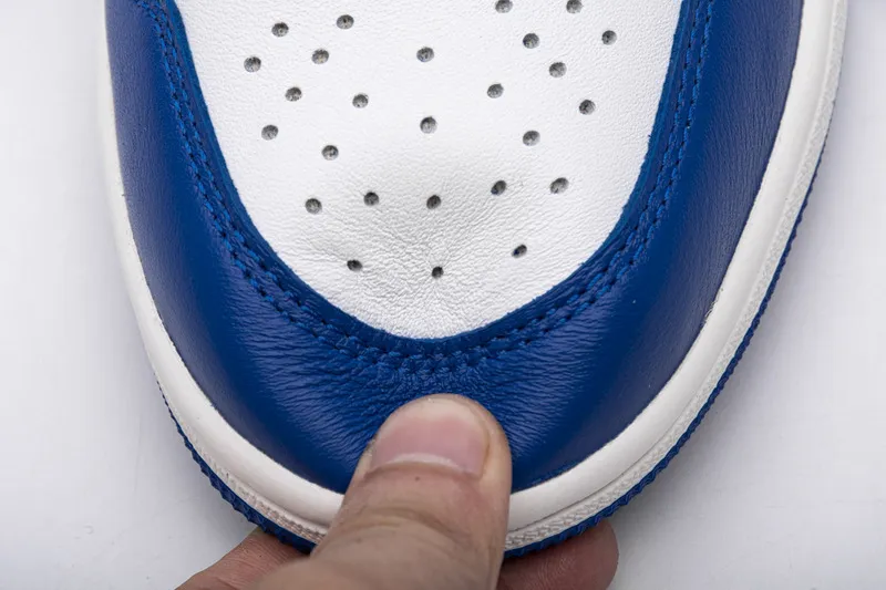 Air Jordan 1 Retro High Og Black And Gold Retro High Game Royal 555088-403