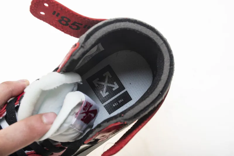 Black And White Air Jordan Retro 1 Retro High Off White Chicago AA3834-101