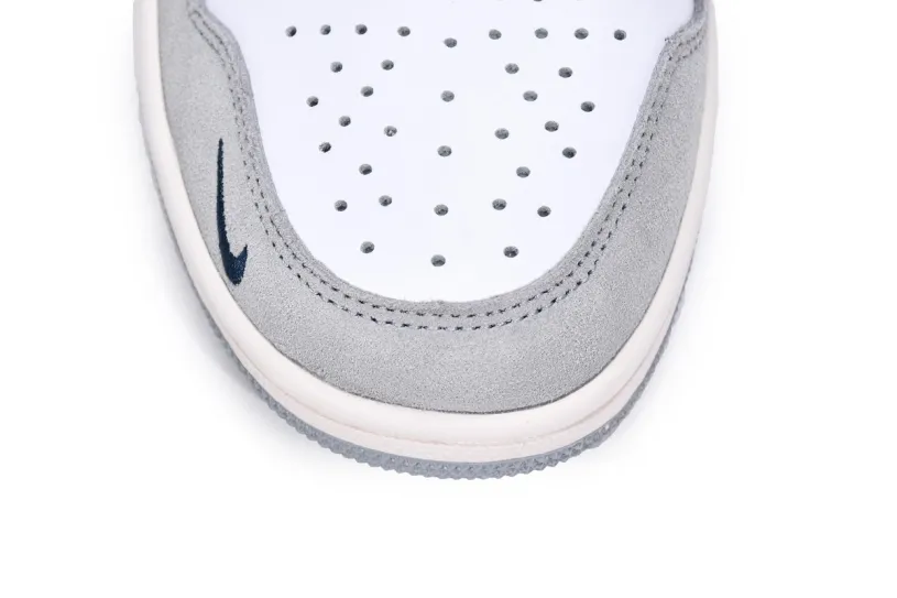 1985 Air Jordan 1 Black Toe High Switch Light Smoke Grey CW6576-100