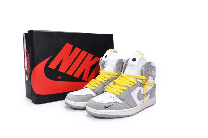 1985 Air Jordan 1 Black Toe High Switch Light Smoke Grey CW6576-100