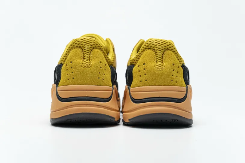 Yeezy Boost 700 Sun GZ6984