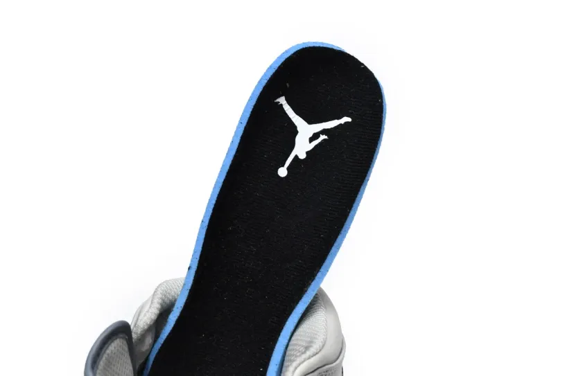 Air Jordan 1 Mid Triple Black Mid Light Bone 852542-003