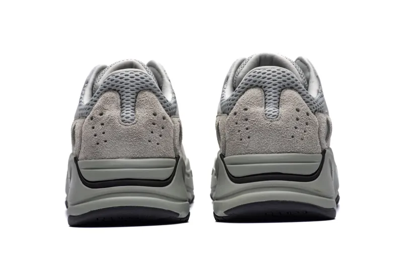 Yeezy Boost 700 Salt EG7487