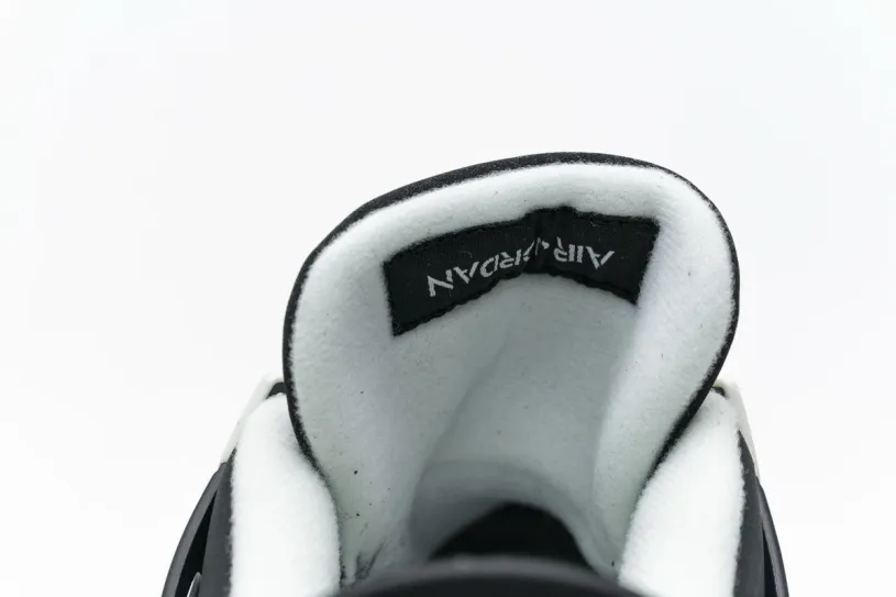 Air Jordan 4 Bred On Feet Retro “Fear Pack”  626969-030 (Top Quality)