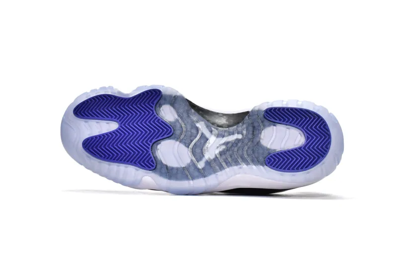 Air Jordan 11 2024 Low  Retro Concord 528895-153
