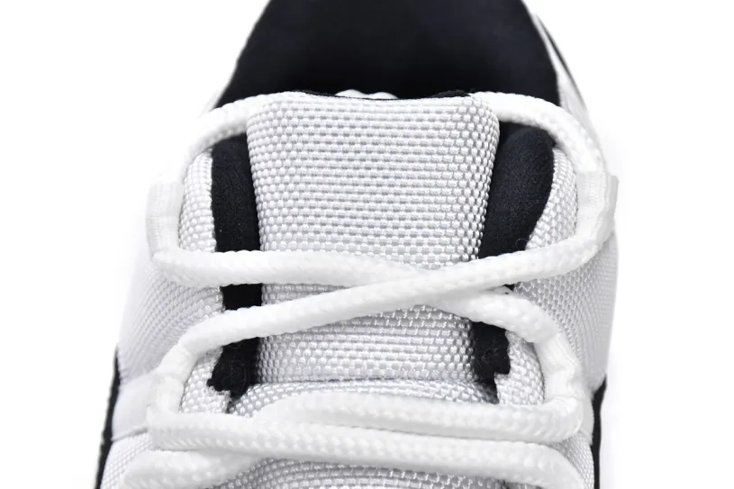 Air Jordan 11 2024 Low  Retro Concord 528895-153