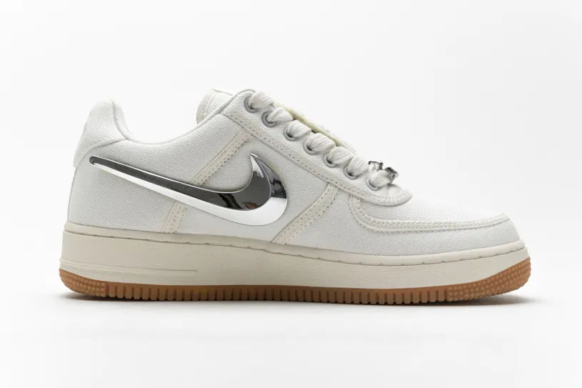 Travis Scott x Nike Air Force 1“Sail”  AQ4211-101