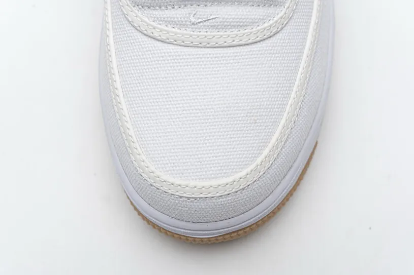 Travis Scott x Nike Air Force 1“White” AQ4211-100