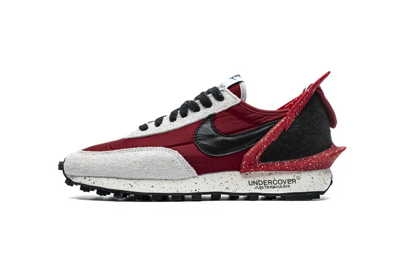 Undercover x Nike Waffle Dbreak University Red  CJ3295-600
