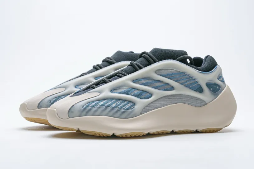 Adidas Tan Yeezy 700 V3 “Kyanite”  GY0260