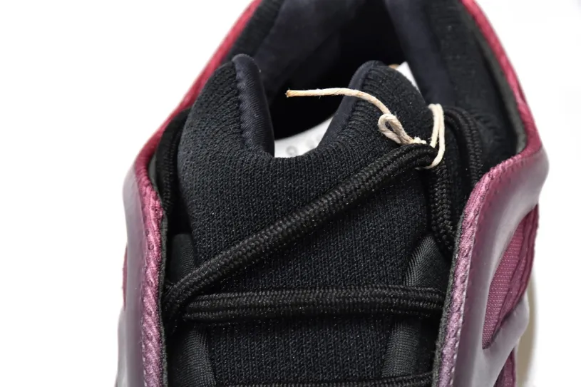 adidas Yeezy 700 Green V3 Fade Carbon GW1814