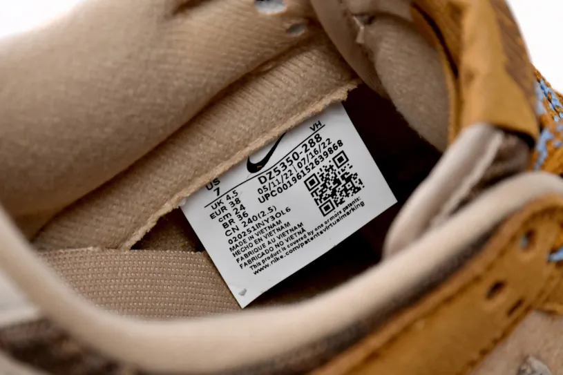 Nike Dunk Shoelaces Low Teddy Bear DZ5350-288