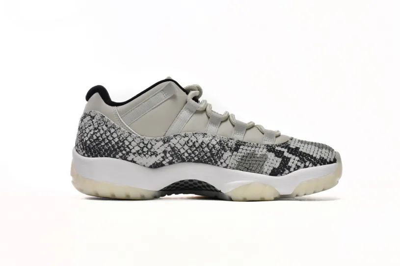 Air Jordan 11 Retro Low Concord Retro Low Light Bone Snakeskin CD6846-002