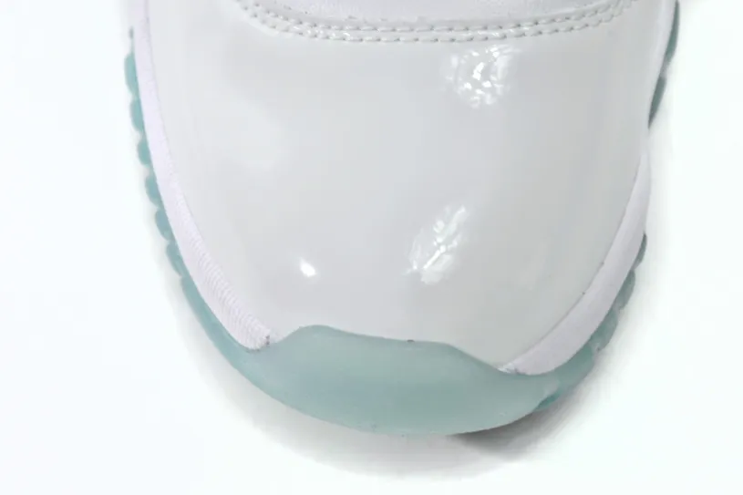 Air Jordan Retro 11 Low Retro Legend Blue 378037-117