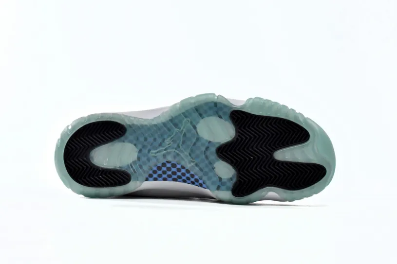 Air Jordan Retro 11 Low Retro Legend Blue 378037-117
