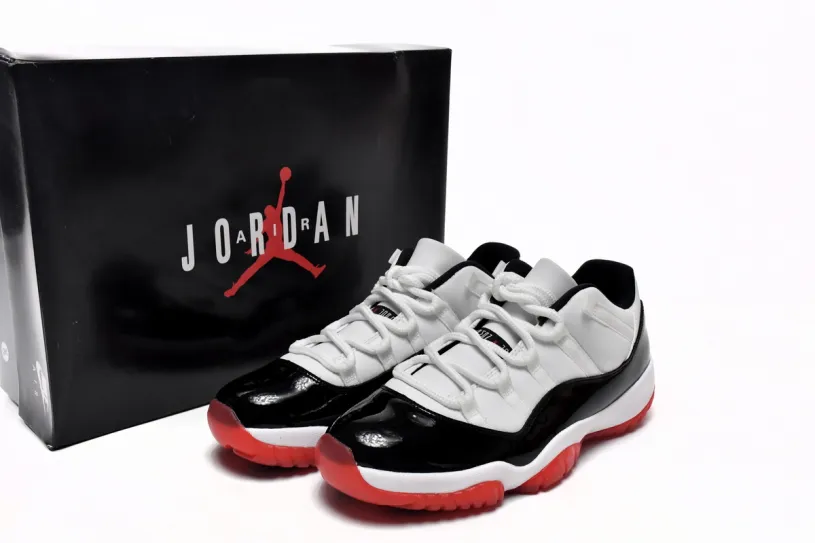 Air Jordan 11 Chrome Retro Low Concord Bred AV2187-160
