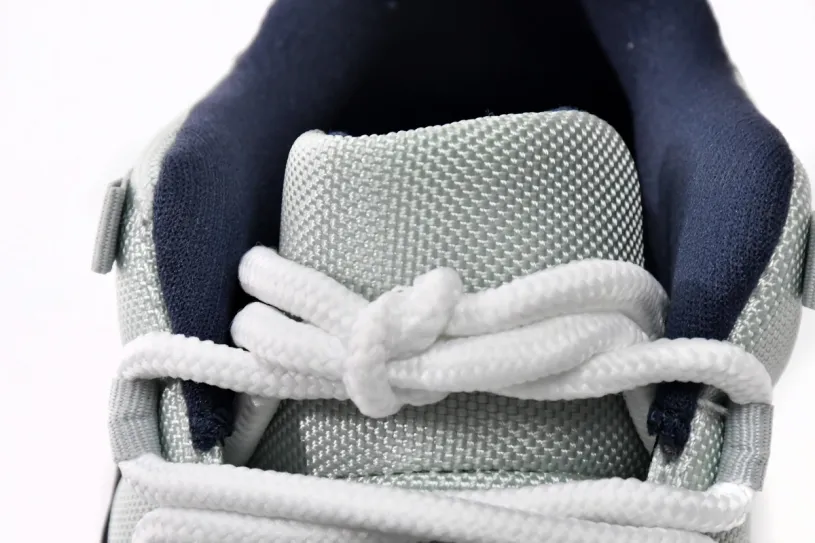 Air Jordan 11 Brown Retro Low Georgetown 528895-007