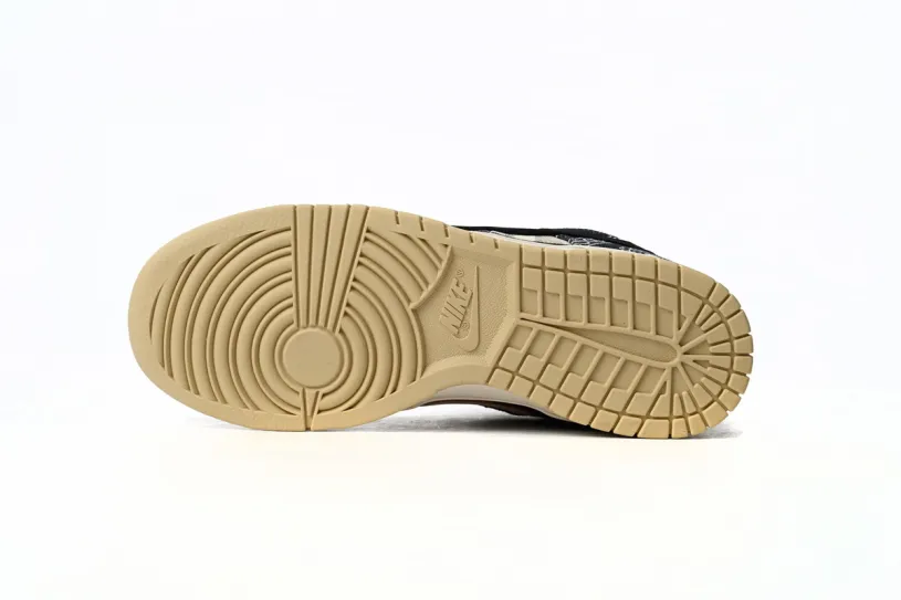 jsport shoess Travis Scott x Nike SB Dunk Low CT5053-001