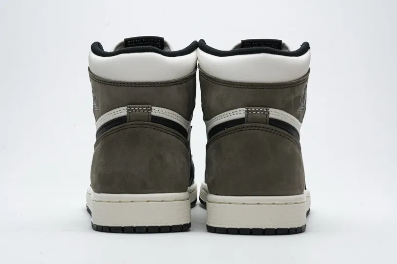 Rust Pink Air Jordan 1 Retro High OG 'Dark Mocha'  555088-105