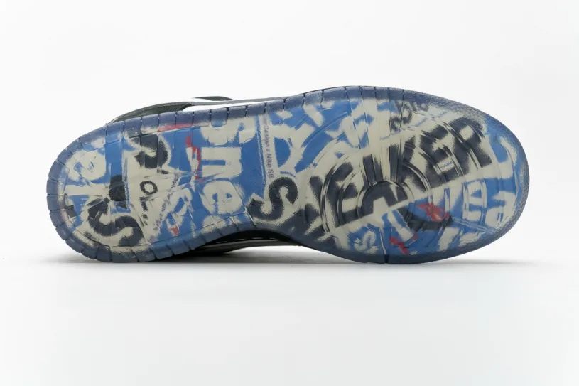 Staple x Nike SB Dunk Low “Panda Pigeon” BV1310-013