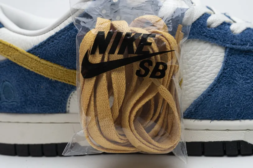 Kasina x Valentine Nike Dunk Low “80s Bus” CZ6501-100