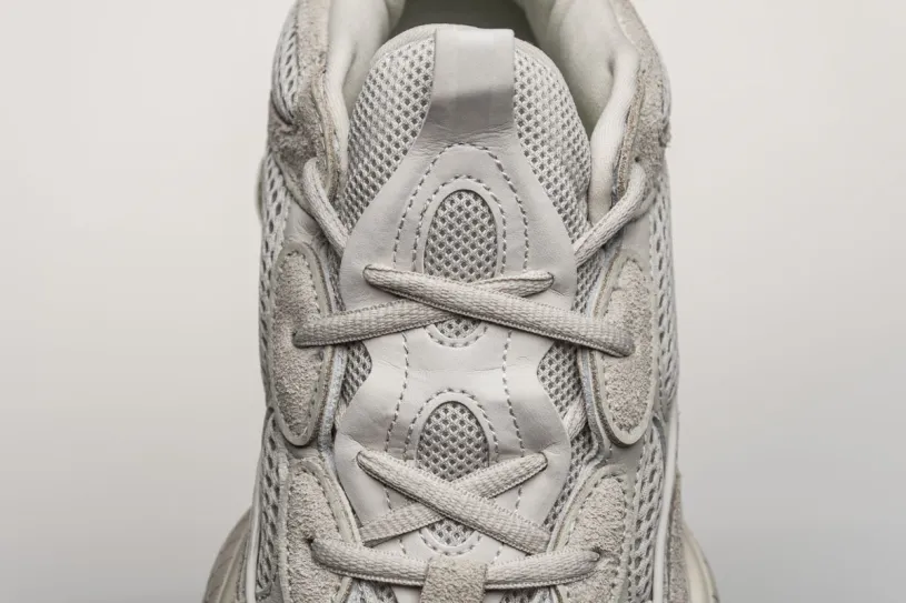 Utility Black Yeezy 500 “Blush”  DB2908