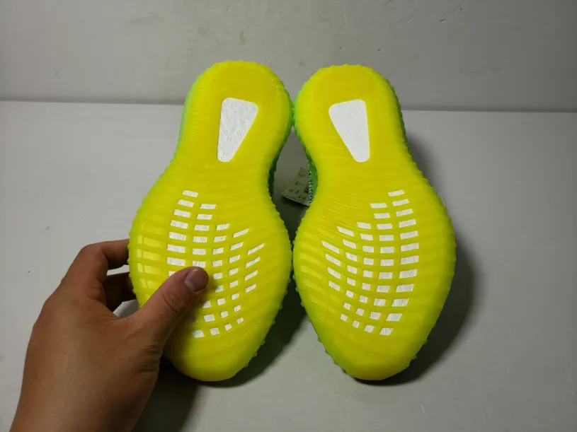adidas Yeezy Boost 350 V2 Semi Frozen Yellow Reps B37572