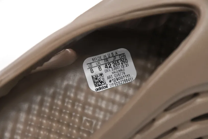 adidas Shrink Yeezy Foam Runner Mist GV6774