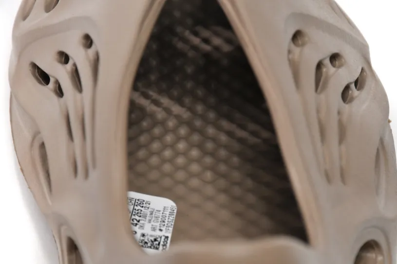 adidas Shrink Yeezy Foam Runner Mist GV6774