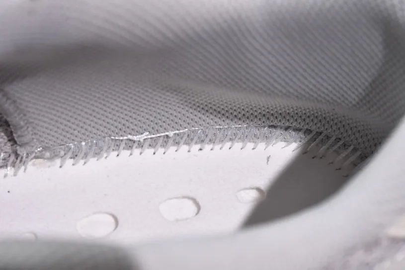 adidas Yeezy Boost 700 V2 Cream GY7924