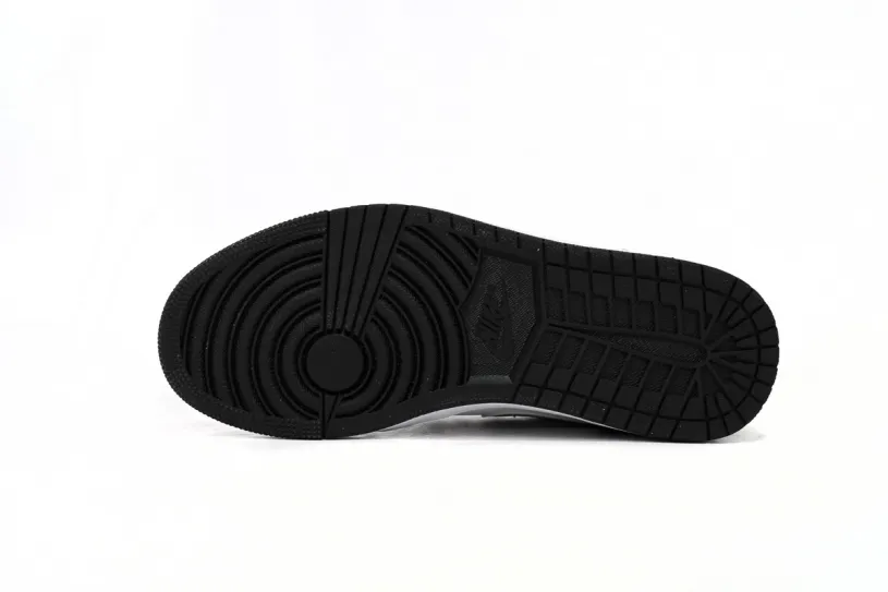 Grey And White Air Jordan 1 Low Black and White Gray  552780-018