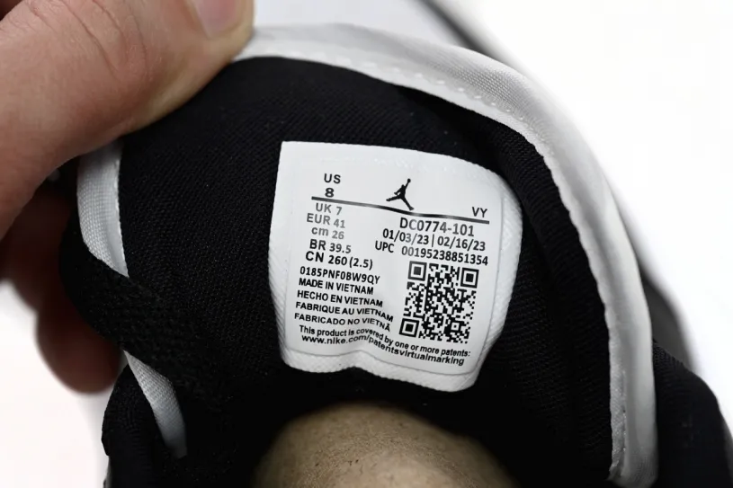 Nike Air Jordan 1 Off White Low Black And White DC0774-101