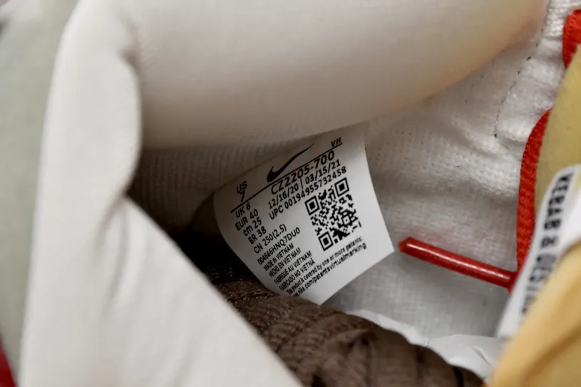 Nike Dunk Voids High "Kebab and Destroy" CZ2205-700